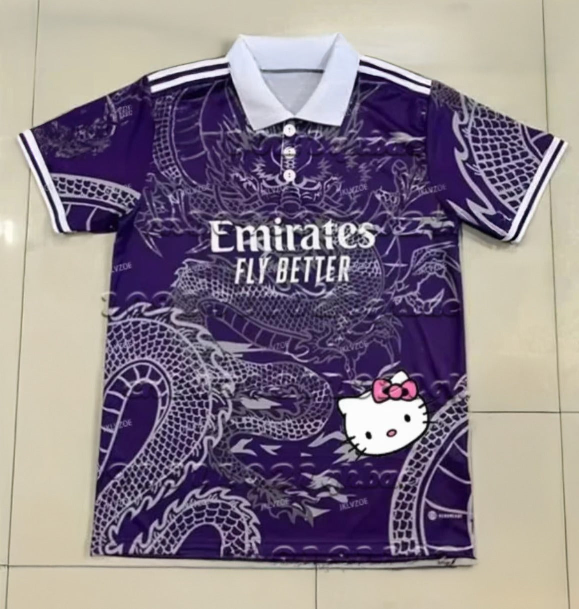 Polo Hello Kitty x Emirates – Édition Limitée