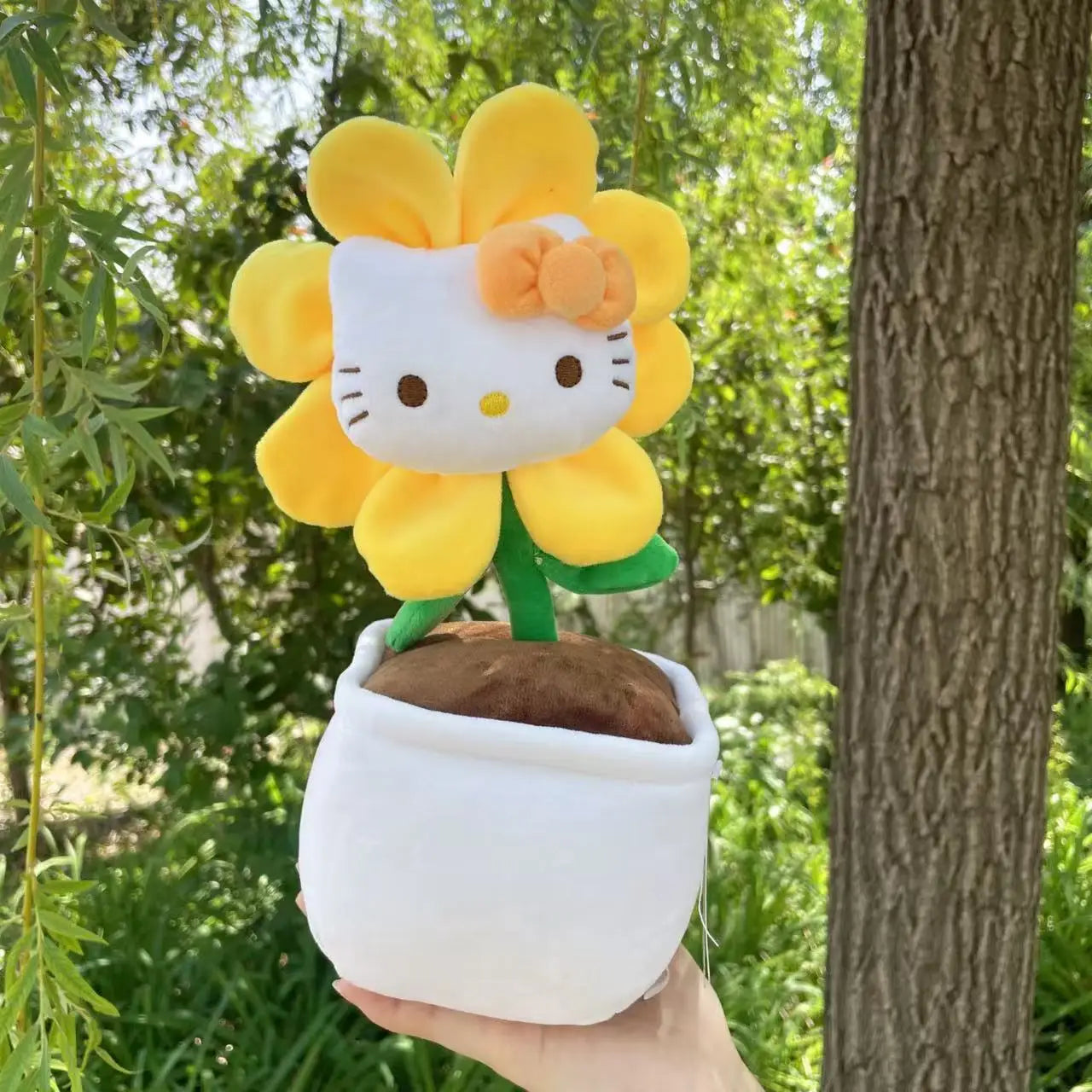 Peluche fleur Hello Kitty
